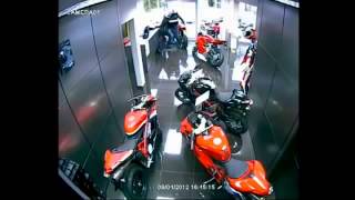 Gangs Attempted Ducati Robbery Croydon Motorbike Showroom Caught On CCTV [upl. by Kere]