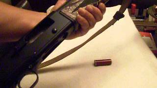 Loadingunloading Beretta semiauto shotguns [upl. by Theodosia]