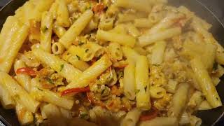 Pasta rigatoni met gehakte kipfilet [upl. by Bartolomeo]