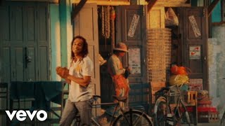 Yannick Noah  Destination ailleurs Clip officiel [upl. by Htiderem834]