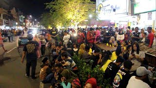 Menjelang Pertunjukan Angklung Malioboro Jogja Jam 7 Malam [upl. by Aerdnat]