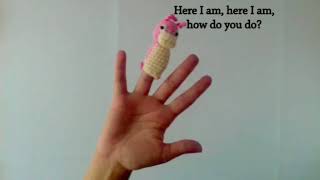 FINGER FAMILY SONG  STOP MOTION Nursery Rhyme  Kids Songs Amigurumi [upl. by Keriann]