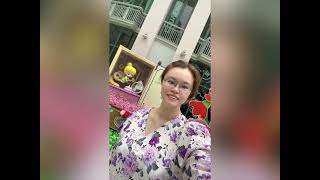 Singapore VLOG 62  bugis street market food court [upl. by Etnuaed853]