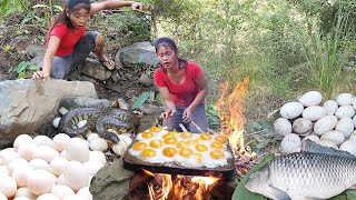 Yummy Egg grilled on the rock for lunch Fish and egg burned underground for dinner Top 5 video [upl. by Broida]