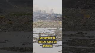 La impactante verdad sobre la producción y contaminación de plástico en el mundo [upl. by Yentterb]