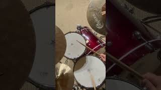 11524  paradiddle groove a la Steve Gadd [upl. by Ehttam]