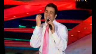 Amr Diab  Dubai 2002 Concert kan tayyeb [upl. by Severson614]