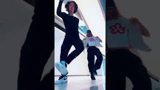 Hoony and Lisa new dance duet p  blackpink winner kpop [upl. by Apthorp]