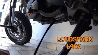 Cambio olio KTM 690 SMC Oil and filters change [upl. by Caldwell]