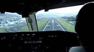 767 landing at Quito SEQU Rwy 35 [upl. by Goss595]