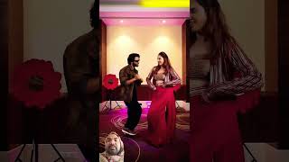 Raat Maine katiya akele kheton mein tu I nahin viralvideo bollywood newsong badshah [upl. by Gunning]