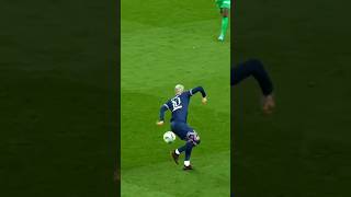 Naymar football skills football foryou nymer [upl. by Lemieux384]