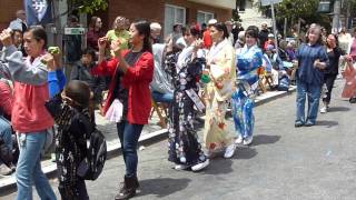 Nippon HareBare Ondo Buddhist Church of San Francisco Ginza Bazaar and Obon Festival 2013 [upl. by Artimid]