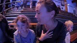 Kolmården  Familjen gråter på delfinshow VLOGG [upl. by Adihsaar]