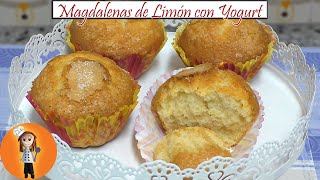 Magdalenas de Limón con Yogurt  Receta de Cocina en Familia [upl. by Berl520]