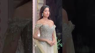 Janhavi kapoor dress ambani wedding anantambani bollywood trending shorts reels janhvi video [upl. by Aicert598]