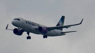 Volaris air Costa Rica Airbus A320 approaching for touch down [upl. by Narik57]