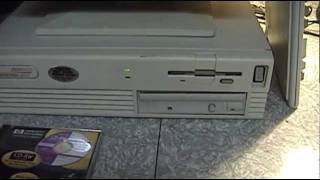 An Old CDROM Drive Plays a CDRW Disc [upl. by Lubba]