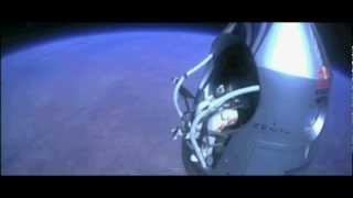 Red Bull Stratos salto desde la estratosfera Sharif 3 Monos Adan [upl. by Nosmoht]