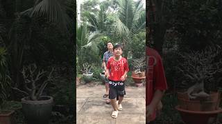 Em như là em bé nên đôi lúc em hay khóc nhè shorts funny [upl. by Jase864]