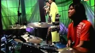 Ghazal Rock  Anuar Zain amp Ning Baizura  Penawar Rindu [upl. by Analiese]