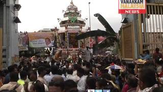 Ratham arrival at Batu Caves on Thaipusam [upl. by Rech929]