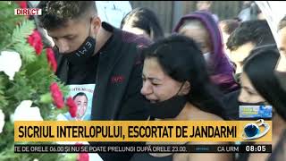 Maşina cu sicriul lui Emi Pian escortată de jandarmi La înmormântare sunt aşteptaţi peste 1 [upl. by Asiilanna]