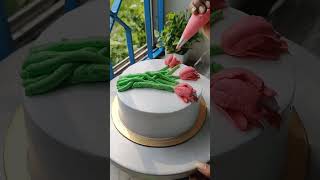 Tulips cake making cake cakedecorating cakedesign birthdaycake birthday youtube shortsfeed [upl. by Okemak]