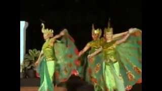 TARI MERAK  Tari Tradisional Jawa Barat Sunda [upl. by Nyleda]