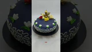 New design cake cake cakedecoration designcake youtubeshorts chocolatecakebananekatarika [upl. by Gatian]