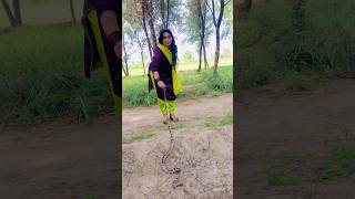 Girl catch a big snake blacksnake whitecobra snake shortvideo venomouscobra venomsnake [upl. by Fry788]