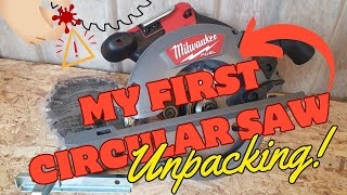 My first circular saw  skilsaw  Milwaukee FUEL M18 CCS55  Unpacking [upl. by Meraree964]