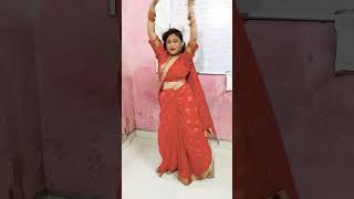 Dilwa le gaily raja song video bhojpuri viraldance viral [upl. by Kcyrred]