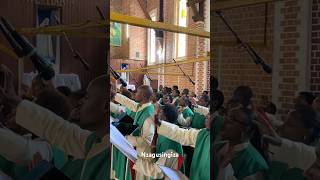 Nzagusingiza nzakubyinira kuko ibyo unkorera yezu nibitangaza inyangezamariya choirmusic [upl. by Trstram]