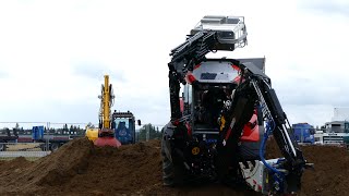 Huddig 1260C demo with pole erecting at Load up North 2014 [upl. by Moffitt852]