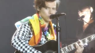 Harry Styles  Anna Live from Barcelona [upl. by Yniatirb]