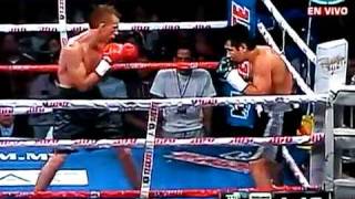 Marco Antonio Barrera VS Jose Arias [upl. by Isolda740]