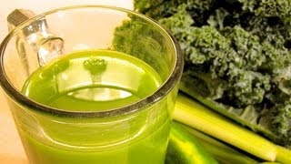 HOW TO MAKE MEAN GREEN JUICE in a BLENDER 🌿 [upl. by Ahsaya777]