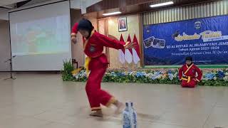 seni Tapak Suci di acara wisuda Tartili angkatan 2 SD ALIrsyad AlIslamiyyah Jember [upl. by Ivanah270]