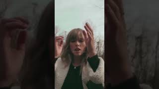 delicate  taylorswift tradução [upl. by Aelyk]