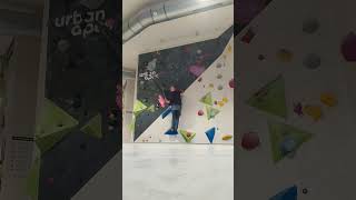 bouldern urbanapesnorderstedt blaue 58 Sektor 9 [upl. by Annaiel853]