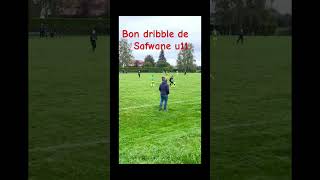 Bon dribble de messi [upl. by Atinej]