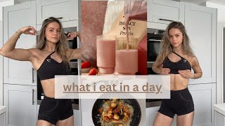 what I eat in a day to stay lean and build muscle  30 days of wellness [upl. by Airbmat]