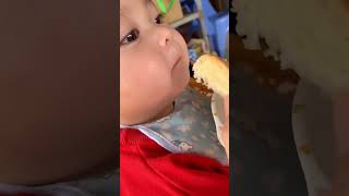 长大后再也吃不到稀饭味的蛋糕了😂 小吃货 我的小萌娃 荫娃 人类幼崽 baby [upl. by Nolyarb450]