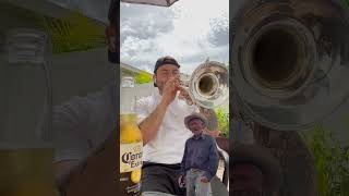 Cuándo es viernes y el cuerpo lo sabe… 🤣🍻  mariachi mariachis trompeta vicentefernández [upl. by Ilhsa]