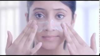 Himalaya Purifying Neem Scrub  Gently scrub away blackheads Hindi [upl. by Naomi23]