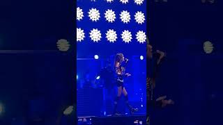 Bellakeo  Anitta en Paraguay Parada Skol [upl. by Fleeta]