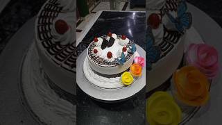 Vanilla cake new design beautiful counter design cake ytshort trending video pawan cake master [upl. by Magnum]