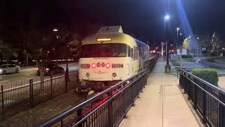 Wes 1002 arriving at Tualatin Station [upl. by Yekcin]