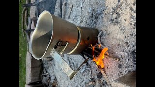 The Mess Kit Canteen Hot coco in a WW2 Canteen cup with the Jr Woodsman [upl. by Anirahc]